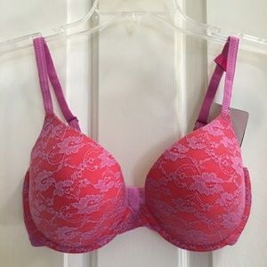 Maidenform push up bra Custom Lift pink lace